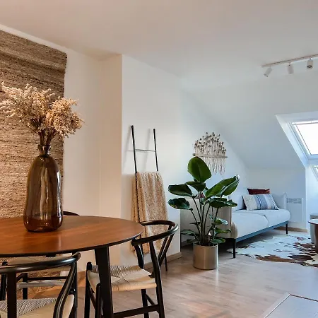 Stijlvol Aan Het アパート オーストダインケルケ